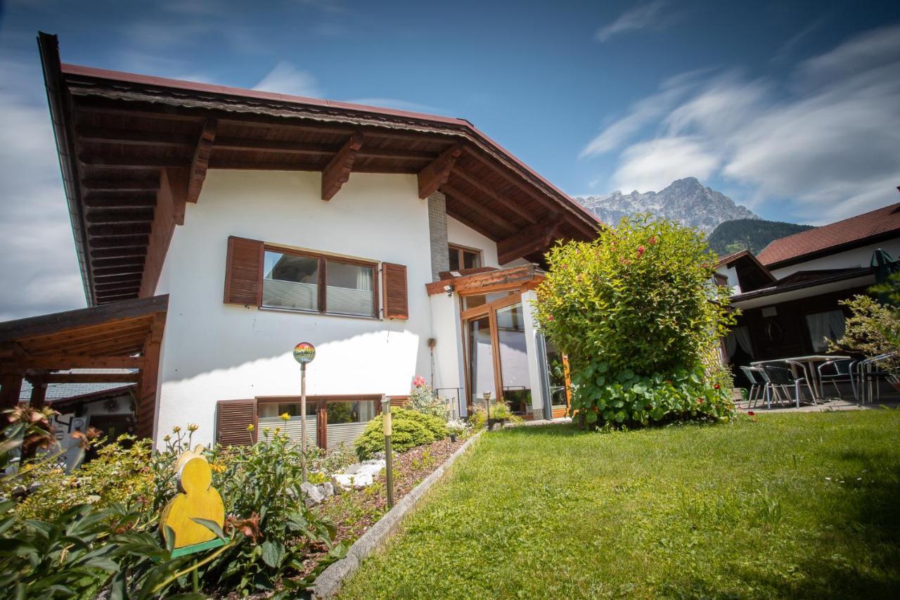 Holzerstubn Ferienhaus Ehrwald